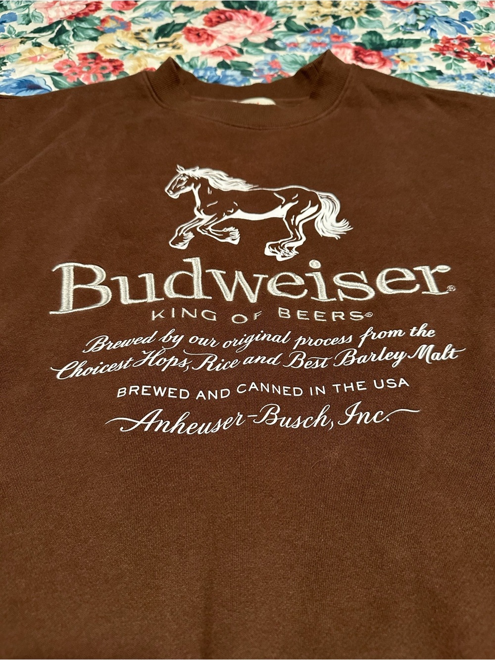 Budweiser Brown Crewneck with White Logo - Picture 2 of 6